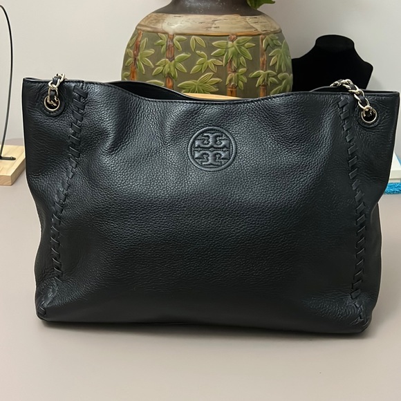 Tory Burch Handbags - TORY BURCH Marion Black Leather Bag
